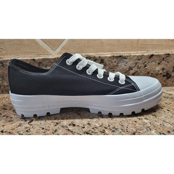 No Boundaries Womens Classic Lace up Canvas Sneaker Black with White Sole 11 - Picture 6 of 16